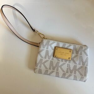 Michael Kors MK Logo small Wristlet white